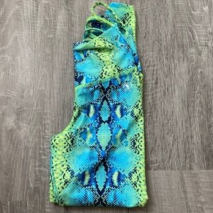 ABS2B Fitness Snake Skin Leggings